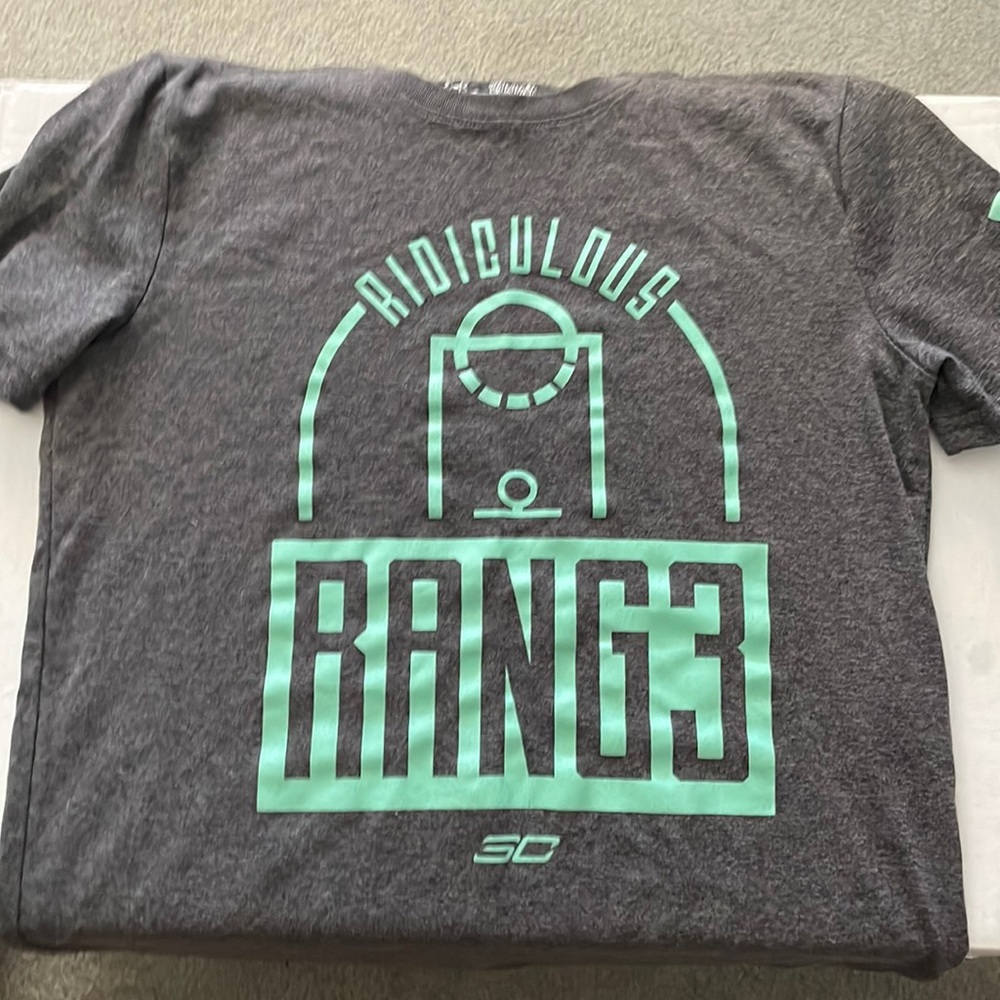 NWOT boys UnderArmor